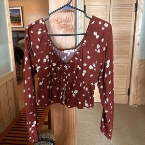 Long sleeve crop top